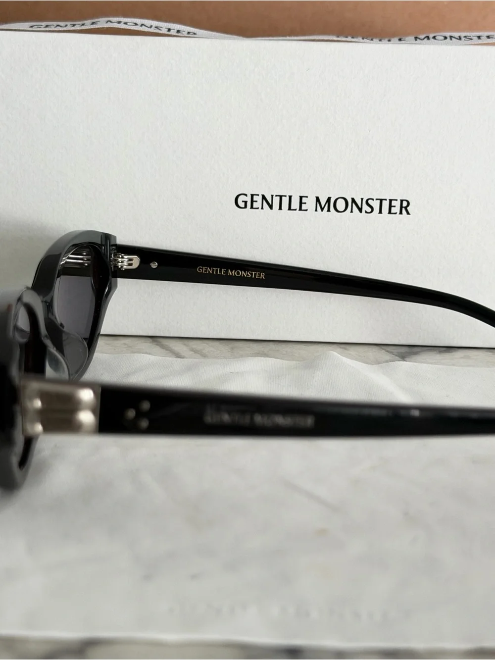 GENTLE MONSTER Vanilla 01